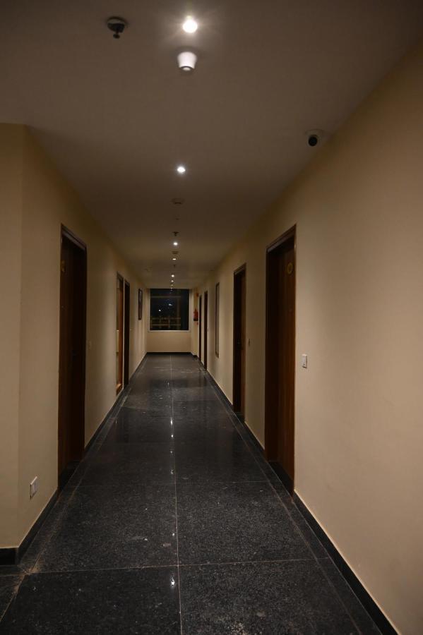 Neel Clarks Inn Express Agra  Extérieur photo