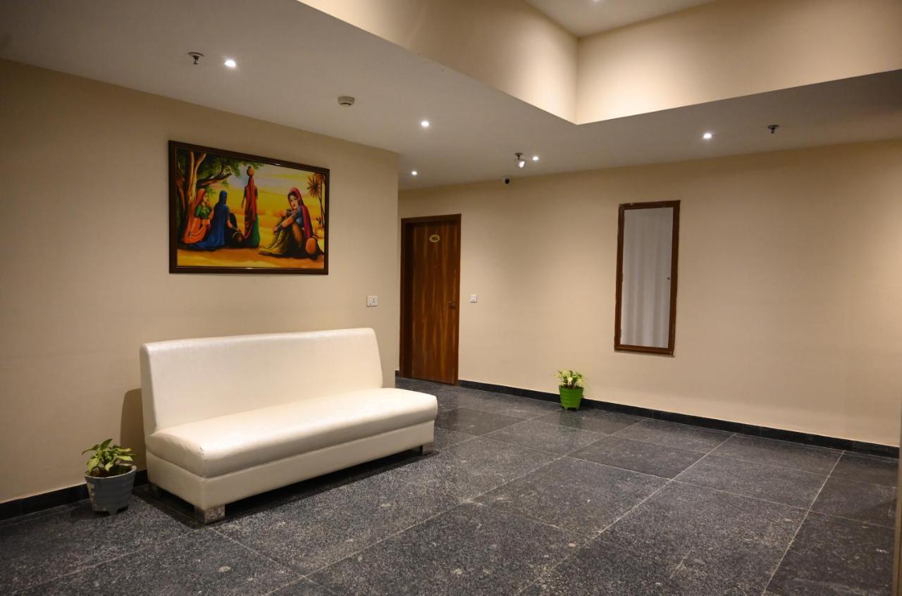 Neel Clarks Inn Express Agra  Extérieur photo